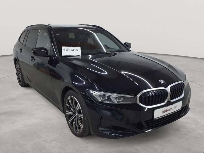 Schwarz uni Gebraucht 2023 BMW 320 Sport Line Kombi | 22.290 € (Fairer Preis) - Bild 1/4