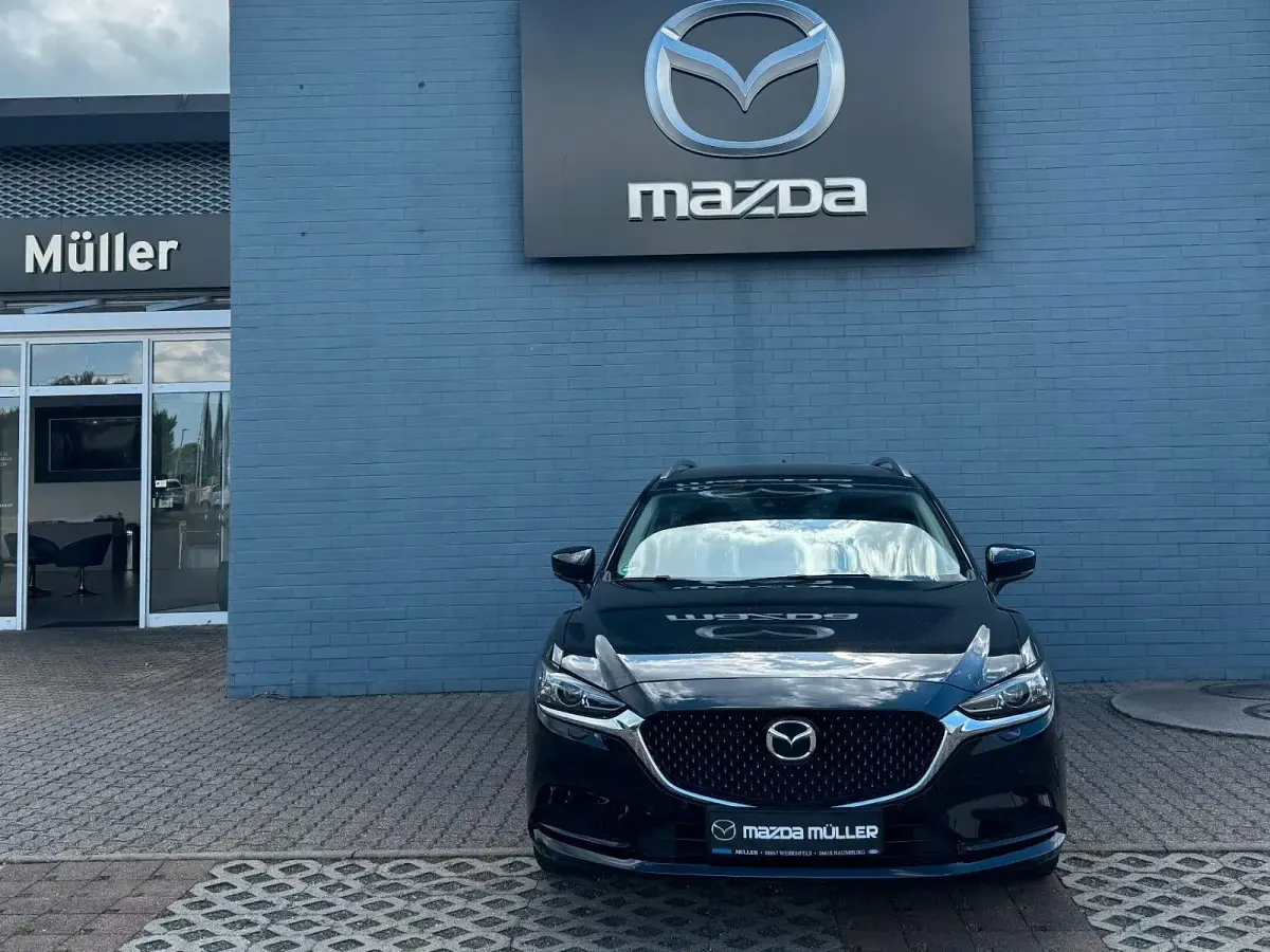 Gebraucht Mazda 6 Exclusive-Line 145 PS (106 kW) 2021 Schwarz Kombi
