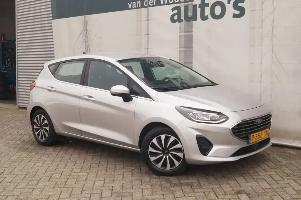 Gebraucht Ford Fiesta Titanium 124 PS (91 kW) 2022 Grau Kleinwagen