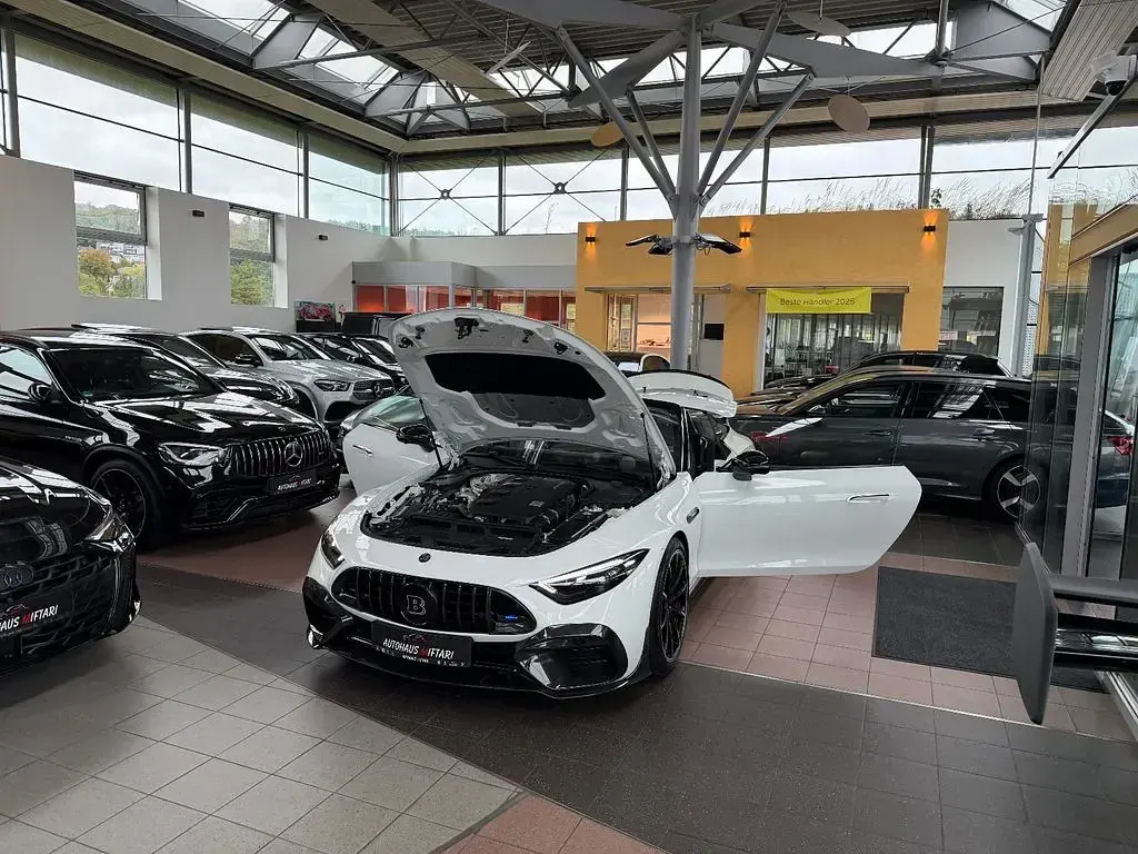 Gebraucht Mercedes SL43 AMG AMG 381 PS (280 kW) 2023 Opalithweiss Cabrio