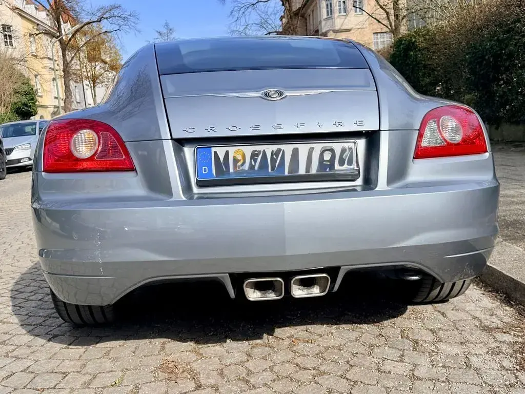 Second-hand Chrysler Crossfire 218 CP (160 kW) 2003 Argintiu Coupe