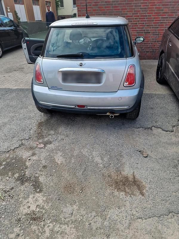 Silber Gebraucht 2005 Mini Cooper Kleinwagen | 1.950 € (Superpreis) - Bild 1/4