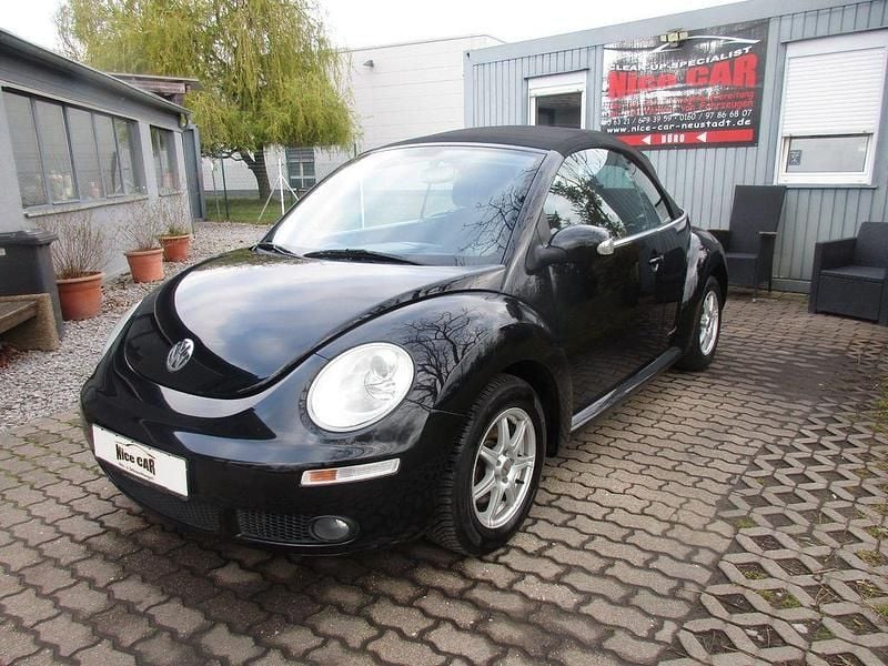Gebraucht VW New Beetle Cabriolet 75 PS (55 kW) 2009 Schwarz Cabrio