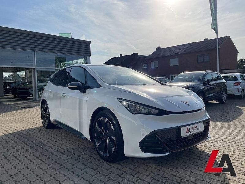 Second-hand Cupra Born 169 kW (231 CP) 2023 Alb Hatchback