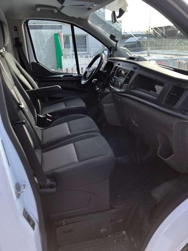 Gebraucht Ford Transit Custom 105 PS (77 kW) 2018 Weiß Limousine
