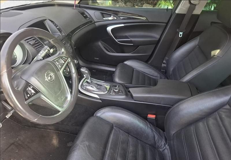 Gebraucht Opel Insignia 160 PS (117 kW) 2009 Schwarz Kombi