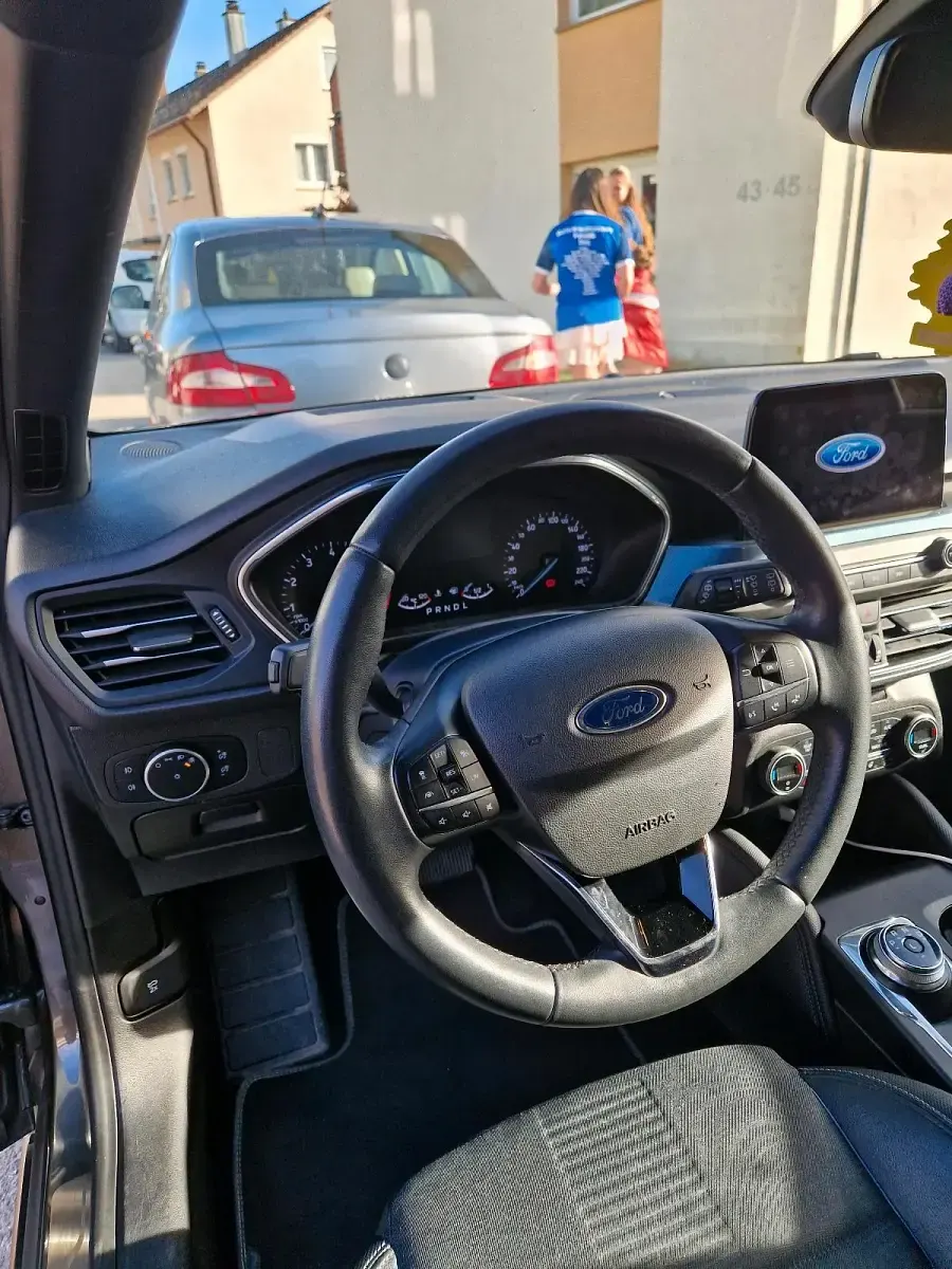 Gebraucht Ford Focus Active 182 PS (133 kW) 2020 Grau Kleinwagen