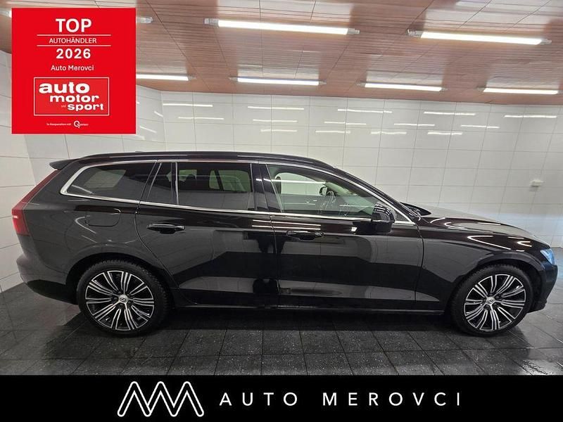 Gebraucht Volvo V60 197 PS (144 kW) 2022 Schwarz Kombi