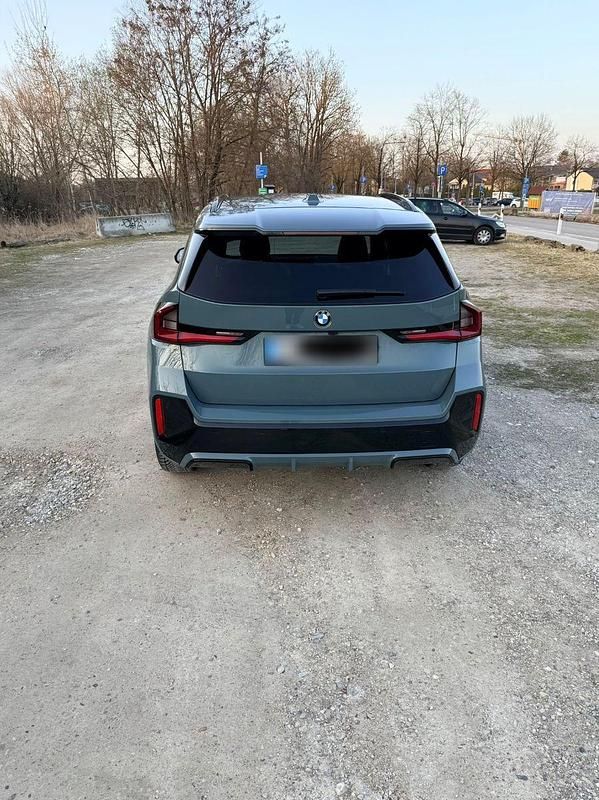 Second-hand BMW X1 Performance 197 CP (144 kW) 2024 Verde SUV