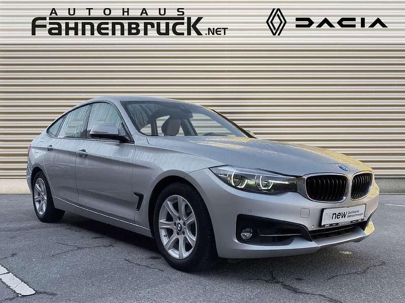 Gebraucht BMW 320 Advantage 184 PS (135 kW) 2019 Silber Limousine