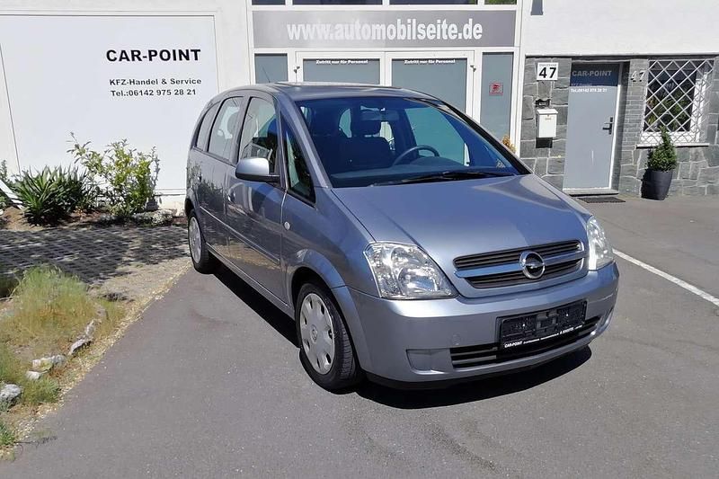 Gebraucht Opel Meriva Cosmo 101 PS (74 kW) 2004 Lichtsilber m2 Van / Kleinbus