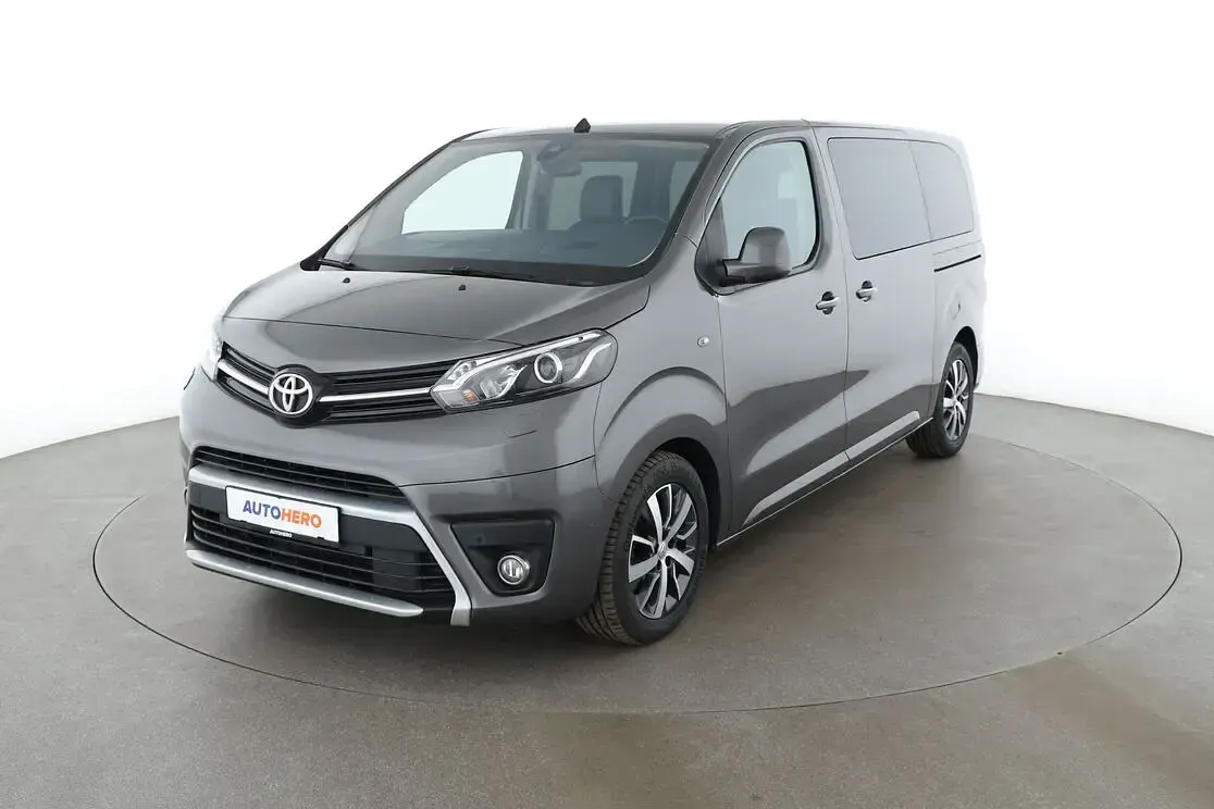 Gebraucht Toyota Proace Verso Executive 177 PS (130 kW) 2019 Kombi