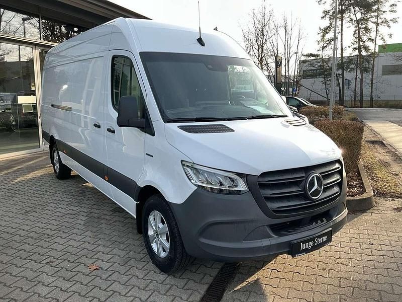 Neu Mercedes Sprinter 100 kW (136 PS) 2025 Arktikweiß Van