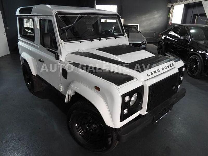 Gebraucht Land Rover Defender 122 PS (89 kW) 2014 Weiß Kombi