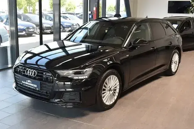 Gebraucht Audi A6 S-Line 204 PS (150 kW) 2021 Mythosschwarz Kombi
