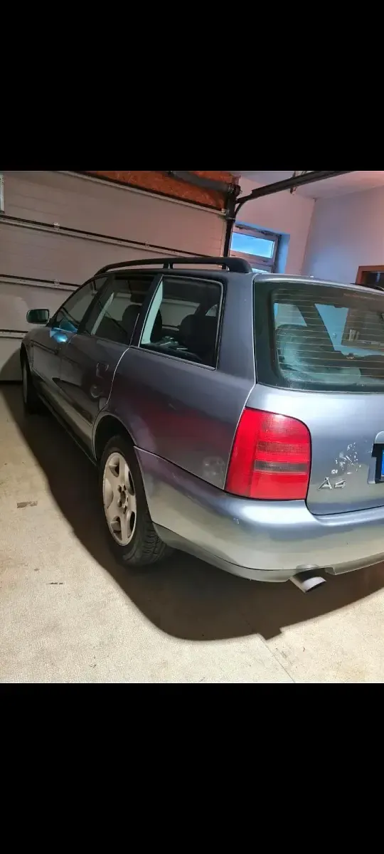 Gebraucht Audi A4 125 PS (91 kW) 1996 Grau Kombi