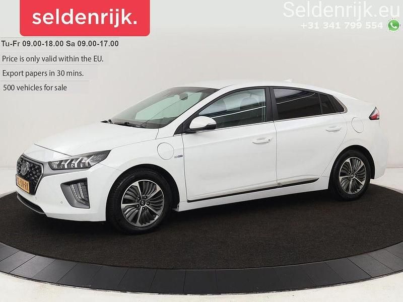 Weiß Gebraucht 2019 Hyundai Ioniq Premium Kleinwagen | 15.200 € (Fairer Preis) - Bild 1/4