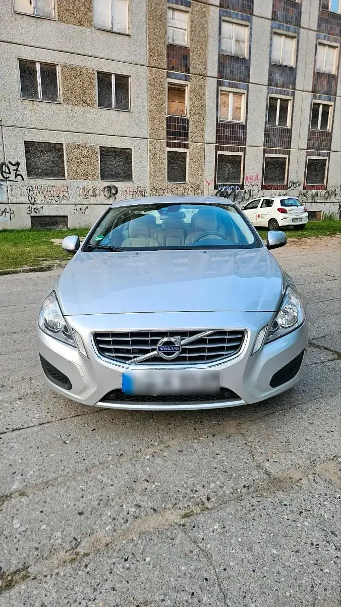 Gebraucht Volvo S60 150 PS (110 kW) 2011 Silber Limousine