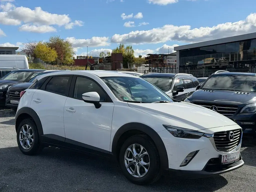 Używany Mazda CX-3 Exclusive-Line 105 KM (77 kW) 2016 Biały SUV
