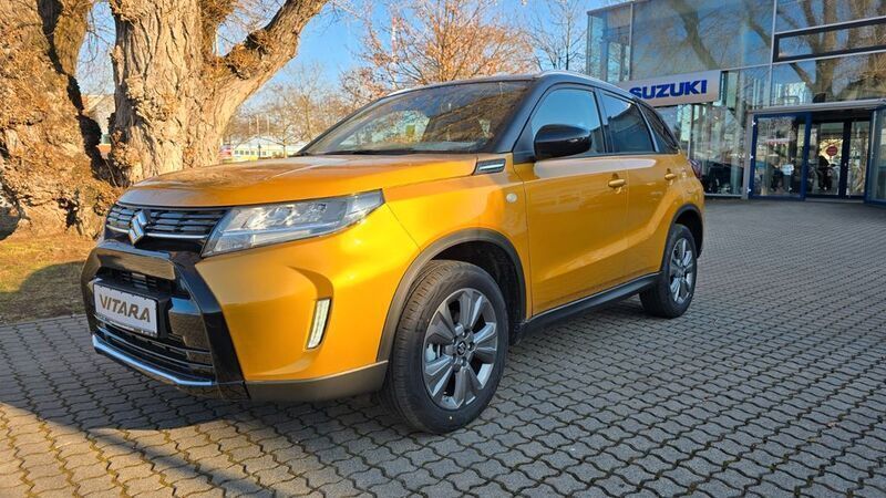 Gelb Neu 2025 Suzuki Vitara Comfort SUV | 24.450 € (Guter Preis) - Bild 1/4