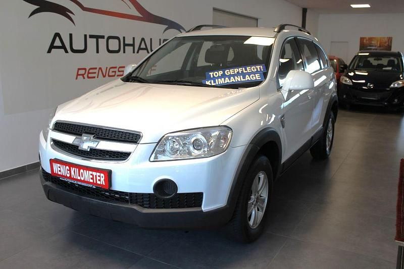 Gebraucht Chevrolet Captiva LS 136 PS (100 kW) 2011 Weiß SUV