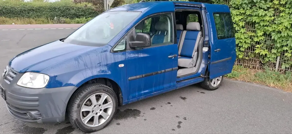 Gebraucht VW Caddy Life 109 PS (80 kW) 2008 Blau Van / Kleinbus