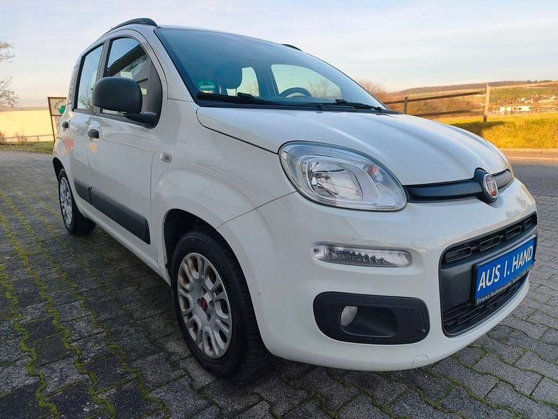 Gebraucht Fiat Panda Easy 69 PS (50 kW) 2015 Weiß Kleinwagen