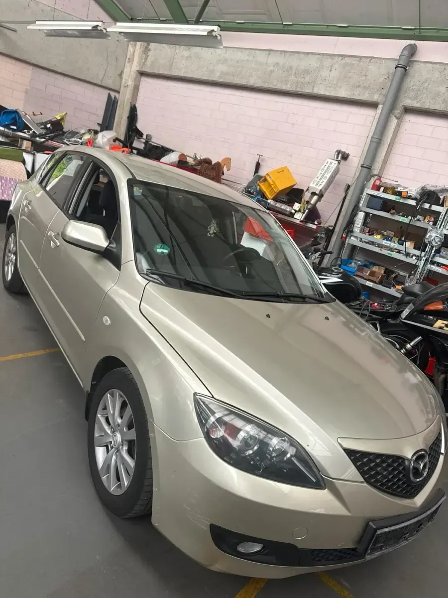 Gebraucht Mazda 3 105 PS (77 kW) 2007 Gold Limousine