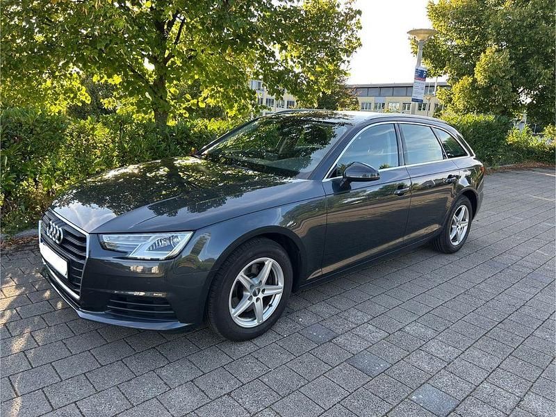 Grau Gebraucht 2016 Audi A4 Kombi | 17.500 € (Fairer Preis) - Bild 1/4