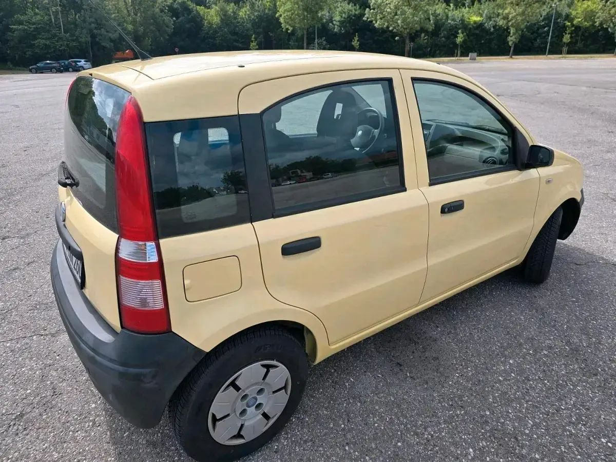 Gebraucht Fiat Panda 54 PS (39 kW) 2009 Gelb Kleinwagen