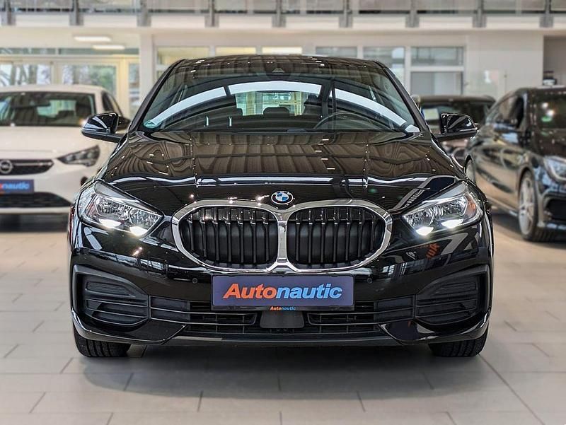 Gebraucht BMW 116 Basis 116 PS (85 kW) 2021 Schwarz Kleinwagen