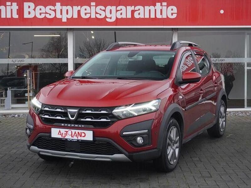 Gebraucht Dacia Sandero Comfort 91 PS (66 kW) 2021 Rot Limousine