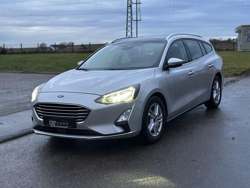Silber Gebraucht 2020 Ford Focus Kombi | 10.500 € (Superpreis) - Bild 1/4