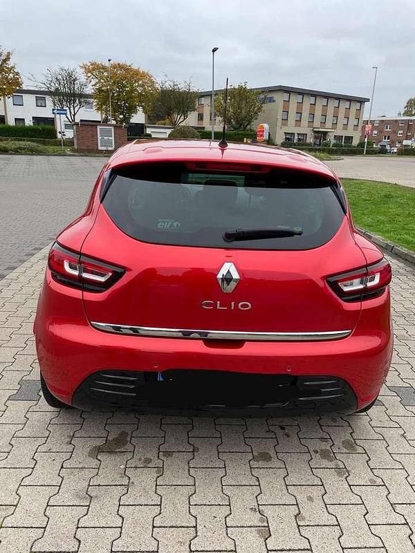 Gebraucht Renault Clio IV Bose Edition 118 PS (86 kW) 2017 Limousine