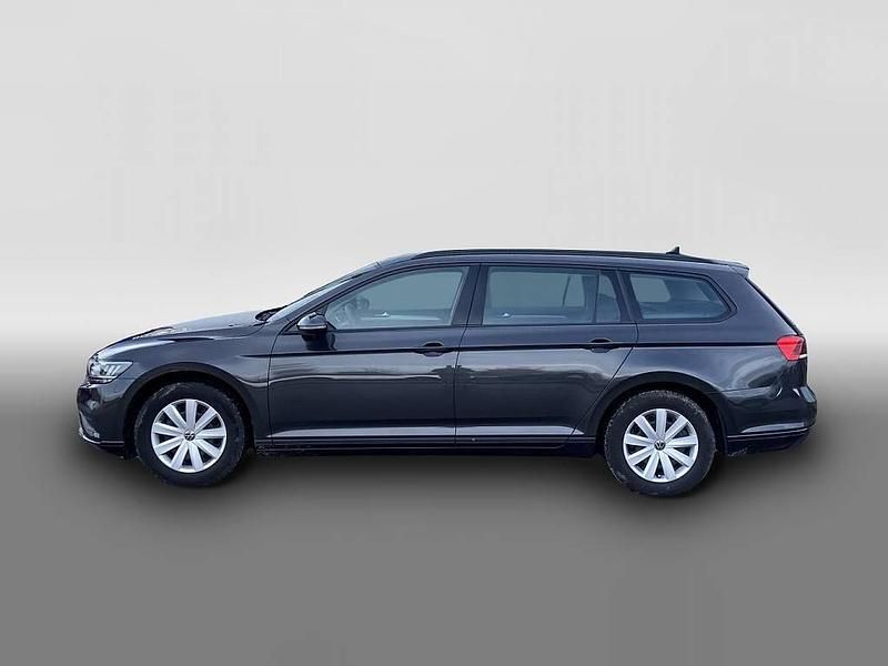 Usata VW Passat 150 CV (110 kW) 2022 Grigio Station wagon