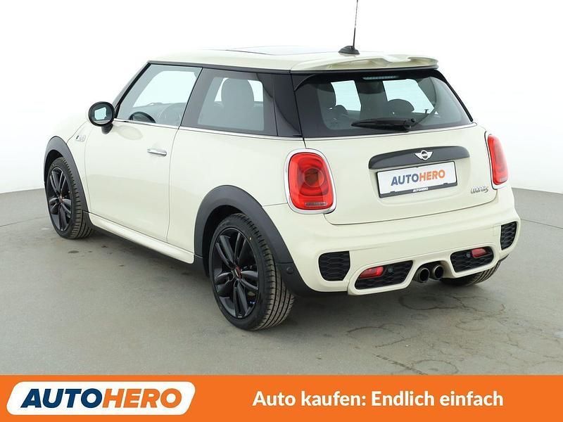 Gebraucht Mini Cooper S 192 PS (141 kW) 2015 Weiß Kleinwagen