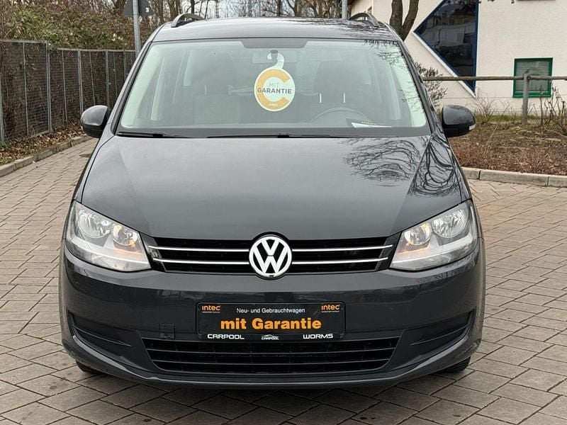 Gebraucht VW Sharan Trendline 150 PS (110 kW) 2012 Grau Van / Kleinbus