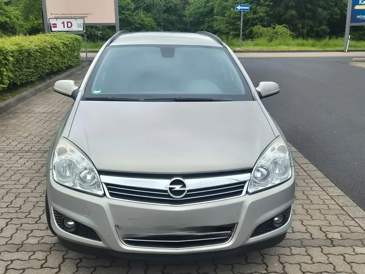 Usado Opel Astra Edition 116 HP (85 kW) 2008 Carrinha