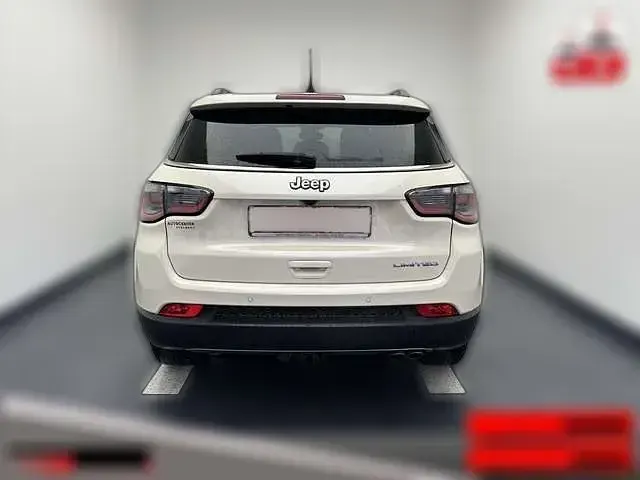 Gebraucht Jeep Compass Limited 150 PS (110 kW) 2021 Weiß metallic SUV