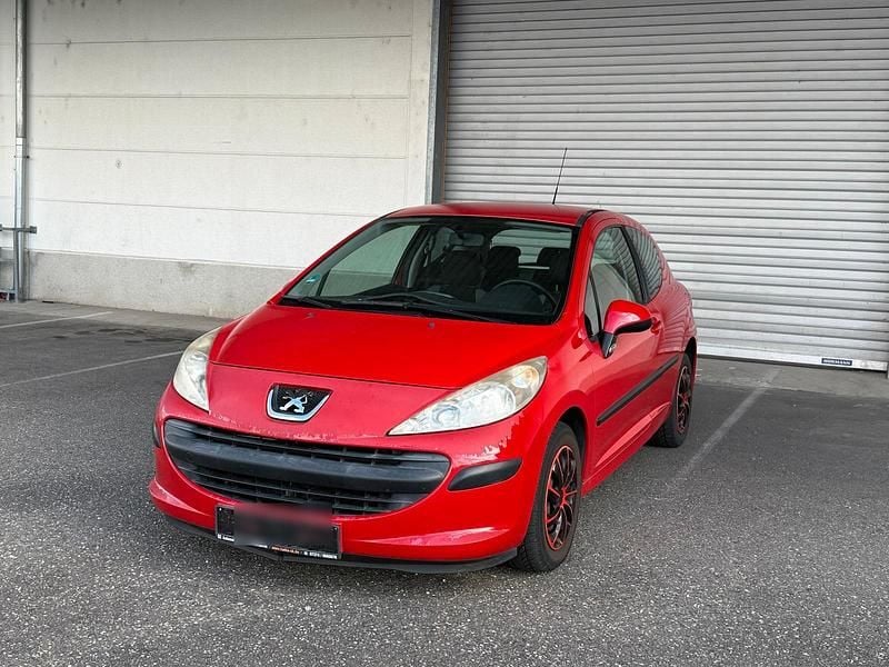 Rot Gebraucht 2007 Peugeot 207 Limousine | 499 € (Superpreis) - Bild 1/4