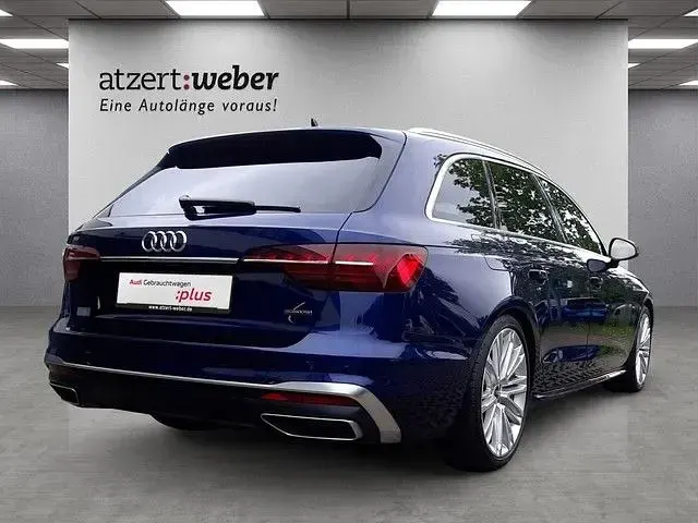 Gebraucht Audi A4 S-Line 286 PS (210 kW) 2022 Navarrablau metallic Kombi
