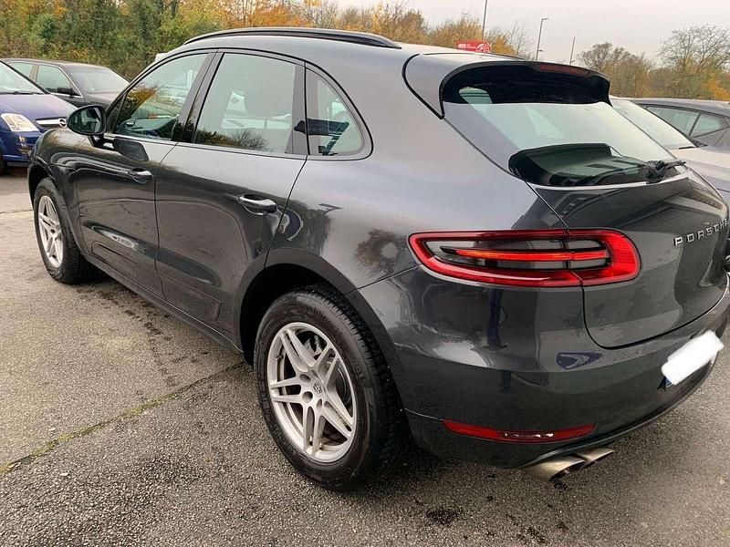 Gebraucht Porsche Macan S 258 PS (189 kW) 2015 Grau SUV