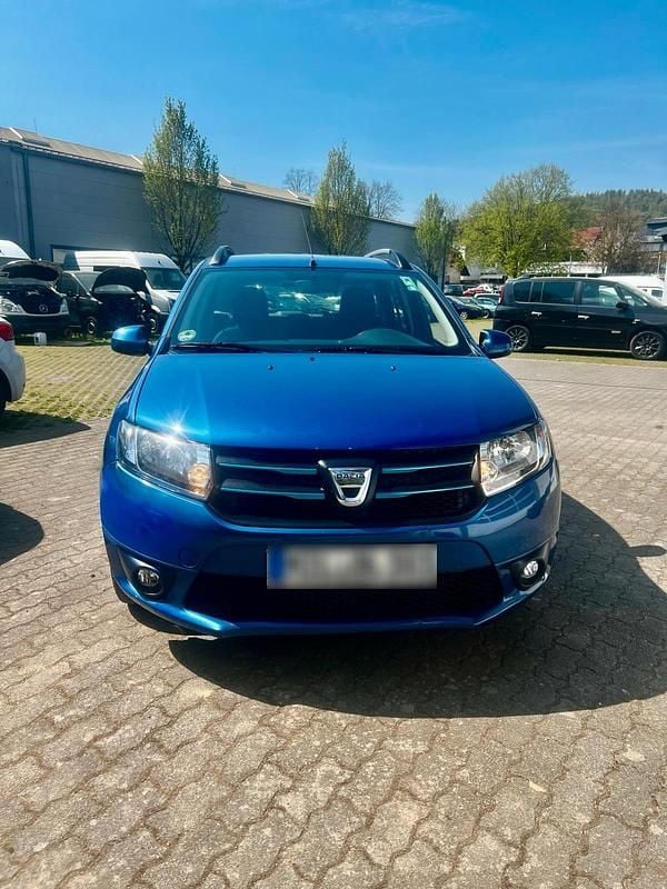Gebraucht Dacia Logan MCV Lauréate 75 PS (55 kW) 2015 Blau Kombi