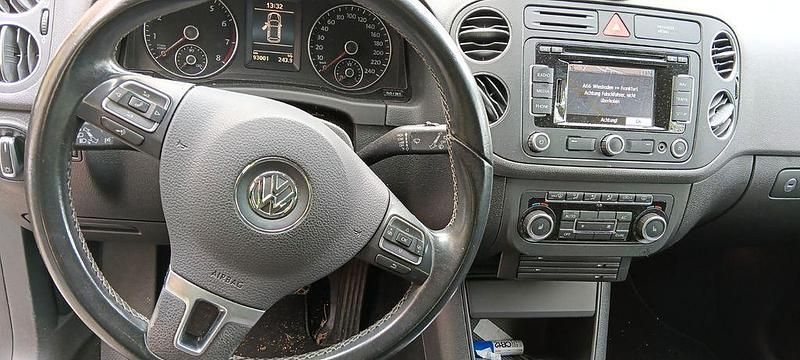 Używany VW Golf Plus Cross Highline 122 KM (89 kW) 2011 Beżowy Minivan