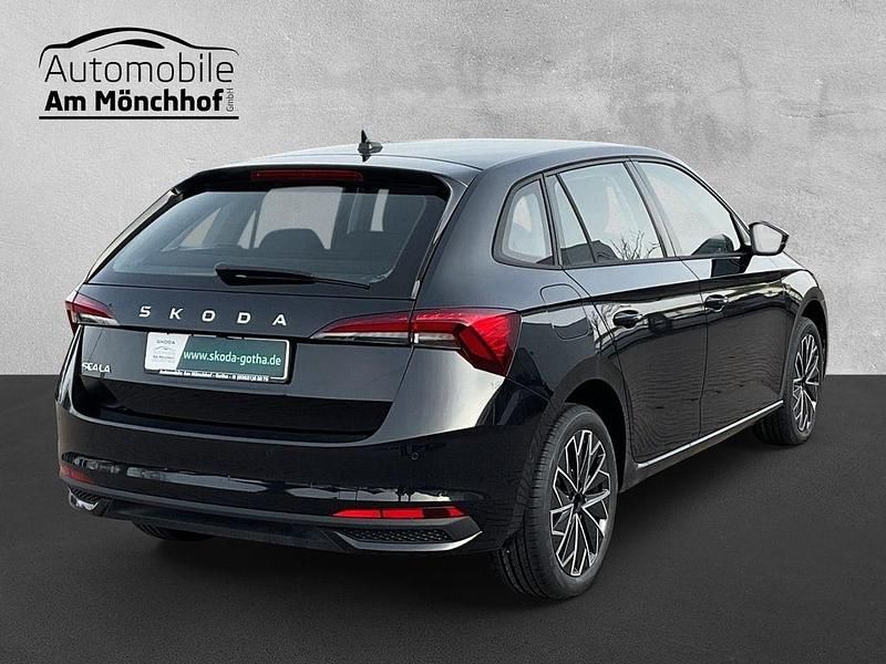 Neu Skoda Scala Selection 116 PS (85 kW) 2025 Schwarz Kleinwagen