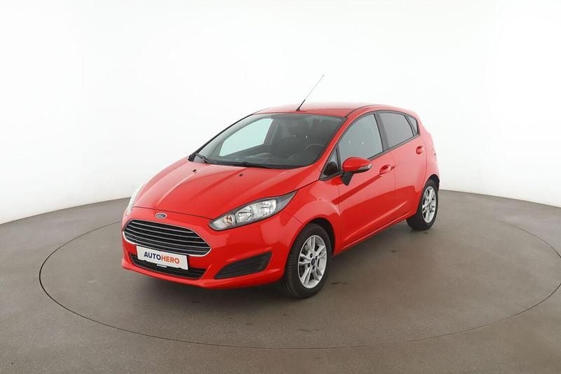 Rot Gebraucht 2014 Ford Fiesta Trend Kleinwagen | 6.650 € (Etwas zu teuer) - Bild 1/3