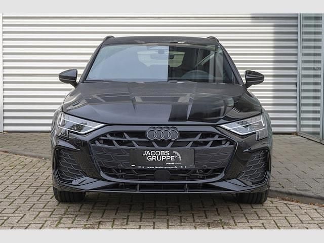 Gebraucht Audi A3 Sportback e-tron S-Line 204 PS (150 kW) 2026 Mythosschwarz metallic Kleinwagen