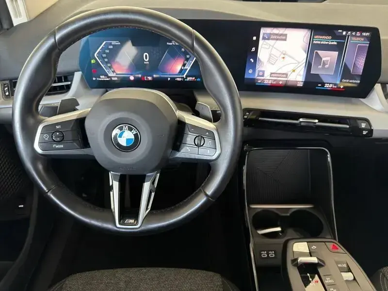 Gebraucht BMW 220 Active Tourer 156 PS (114 kW) 2023 Schwarz Van / Kleinbus