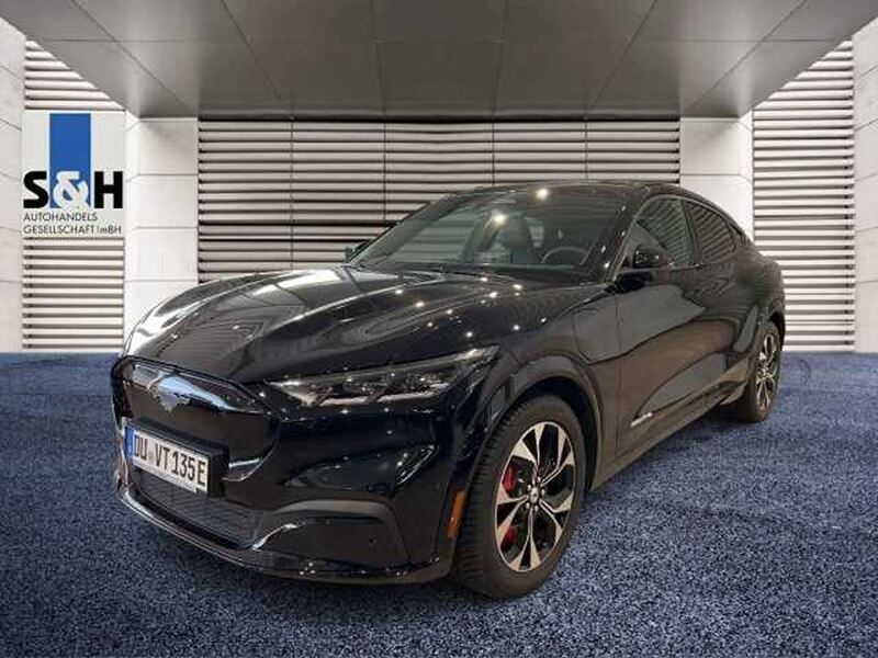 Schwarz Gebraucht 2022 Ford Mustang Mach-E Standard Range SUV | 29.990 € (Fairer Preis) - Bild 1/4