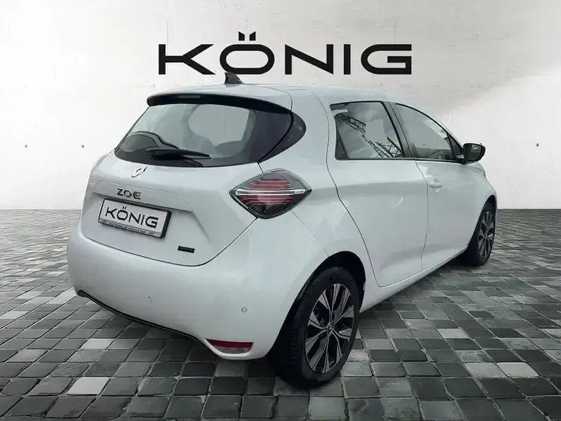 Używany Renault Zoe Evolution 50 kW (69 KM) 2024 Biały Hatchback